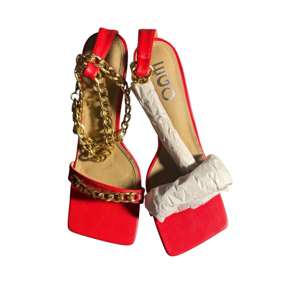 HEGO Red Heels with Gold Chain Detail